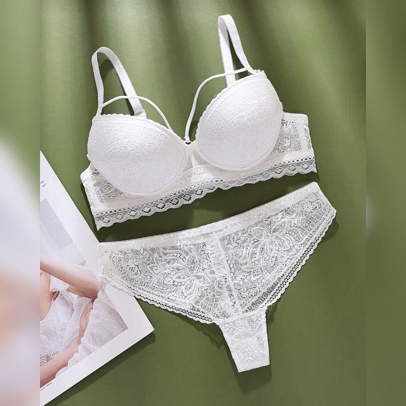 Set intimo "Innocent touch"